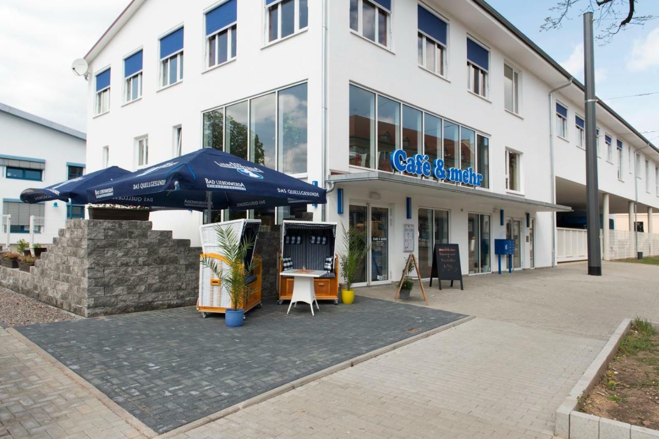 Готель Cafe & Mehr Halle  Екстер'єр фото